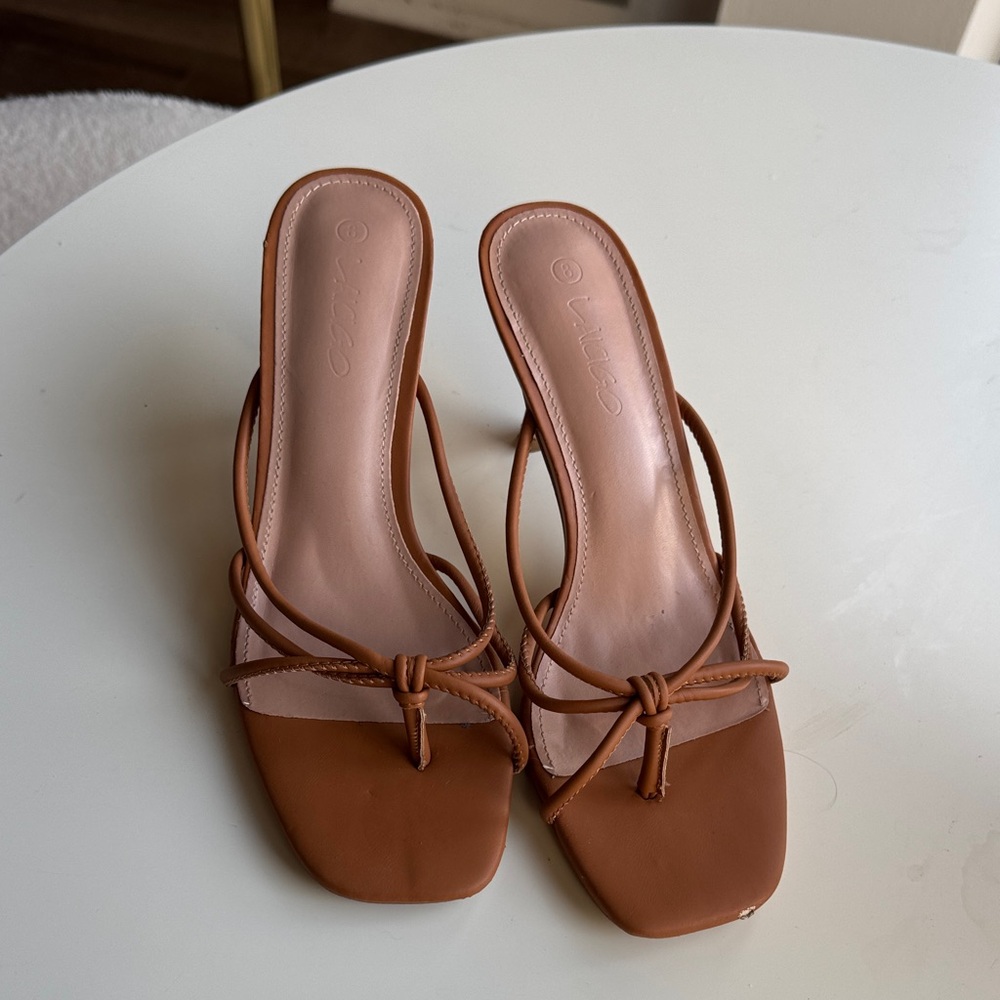 Chic Brown Leather Women's Sandals